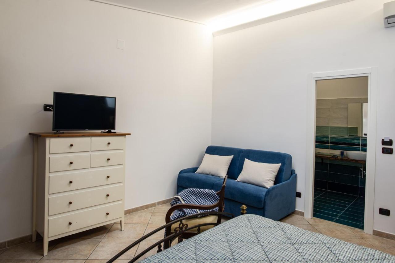 Ohana Bed And Breakfast Castellammare di Stabia Eksteriør bilde